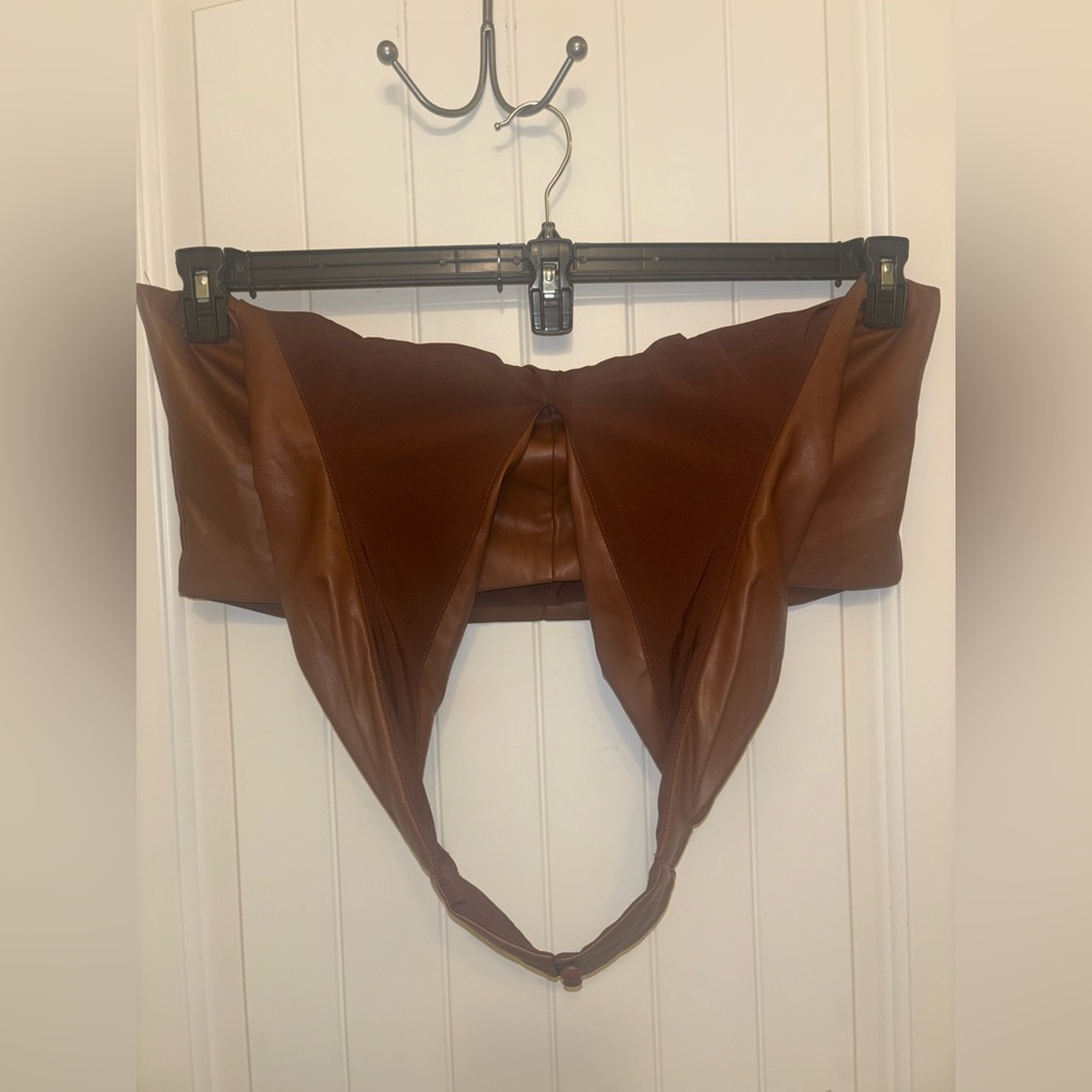 Eloquii halter brown faux leather crop top size 20 - Picture 3 of 11